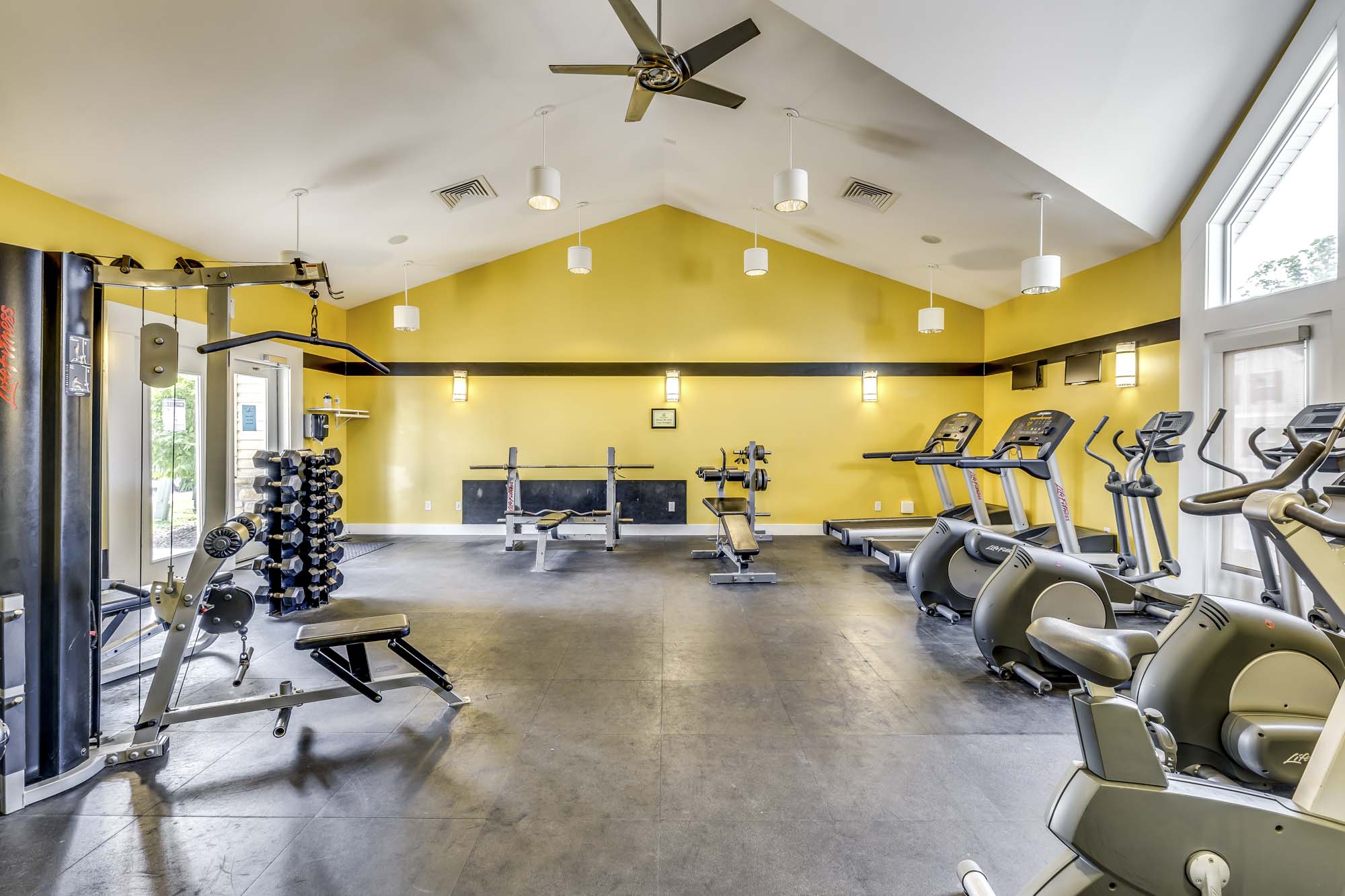 Mizzou 3Pack Portfolio The Multifamily Advisory Group at Cushman & Wakefield